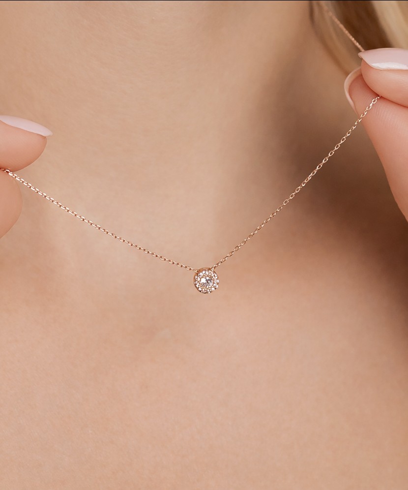 Kuldkett tsirkoonist ripatsiga