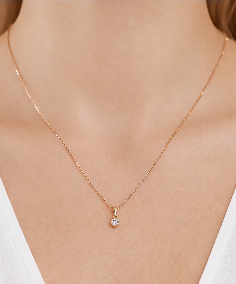 Kuldripats tsirkooniga