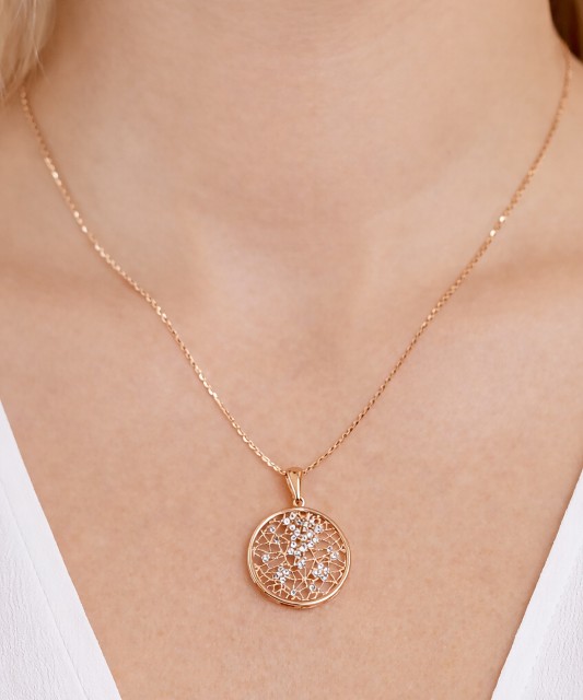 Kuldripats tsirkoonidega