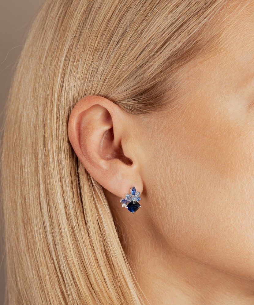 Hõbekõrvarõngad tsirkoonidega