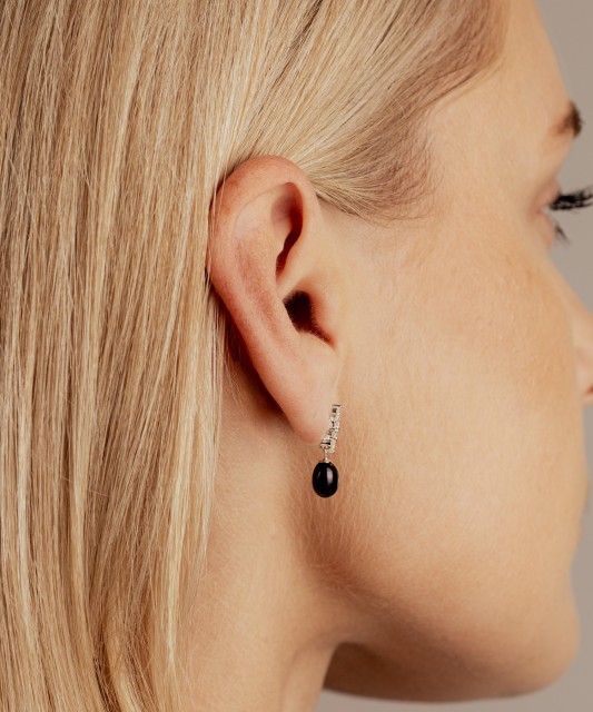 Hõbekõrvarõngad pärlite ja tsirkoonidega