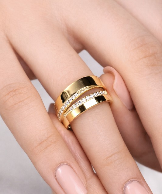 Кольцо из золочёного серебра с фианитами