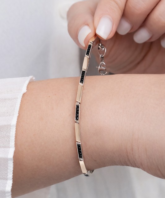 Hõbekäevõru tsirkoonidega kullatud