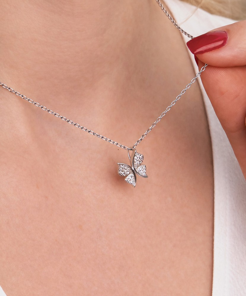 Hõbedast kett tsirkoonripatsiga "Liblikas"