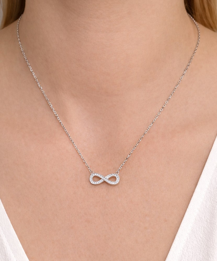 Hõbekett tsirkoonist ripatsiga