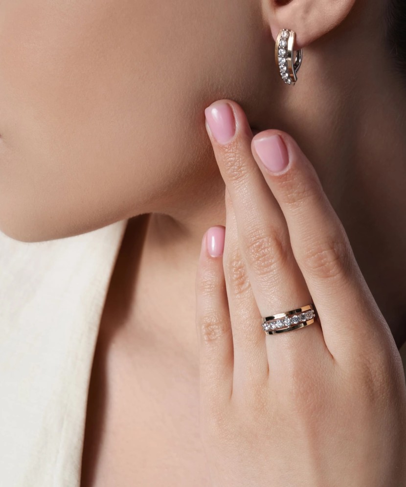 Hõbekõrvarõngad kullatud tsirkoonidega