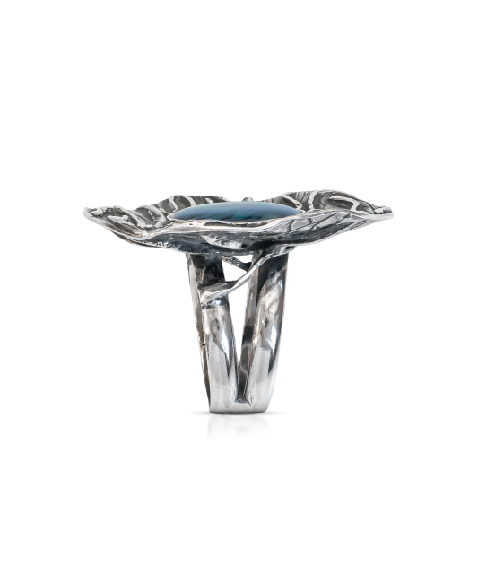 Hõbesõrmus pärlmutriga