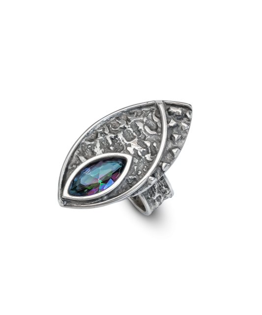 Hõbesõrmus topaasiga