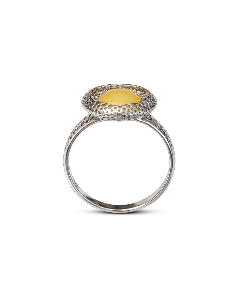 Hõbesõrmus merevaiguga