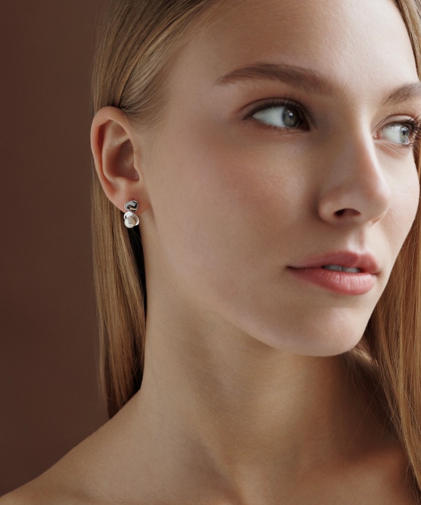 Hõbekõrvarõngad pärlitega