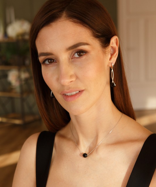 Серебряные серьги с ониксом