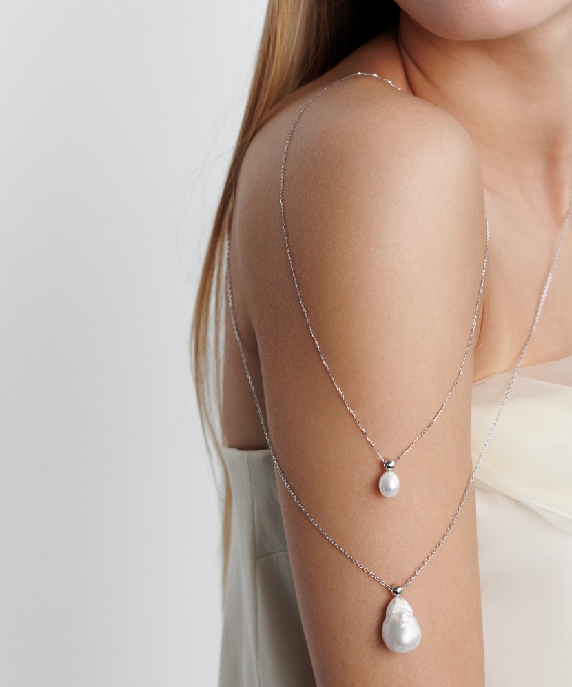 Hõbekett pärlist ripatsiga