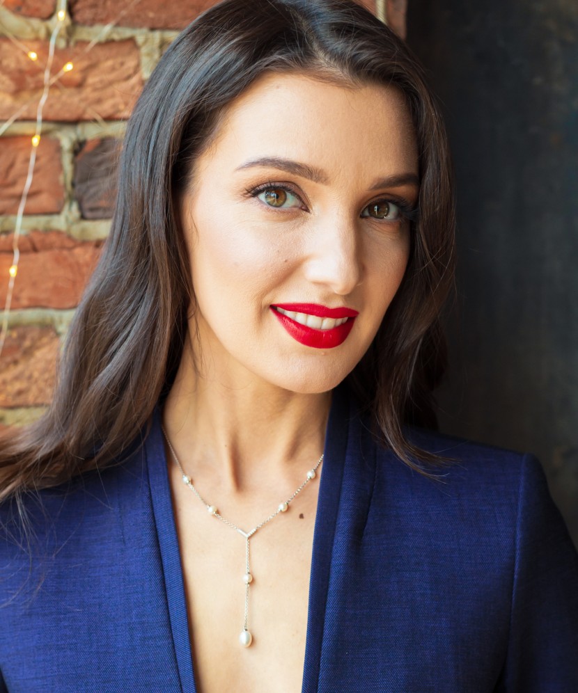 Hõbekett pärlist ripatsi ja tsirkoonidega