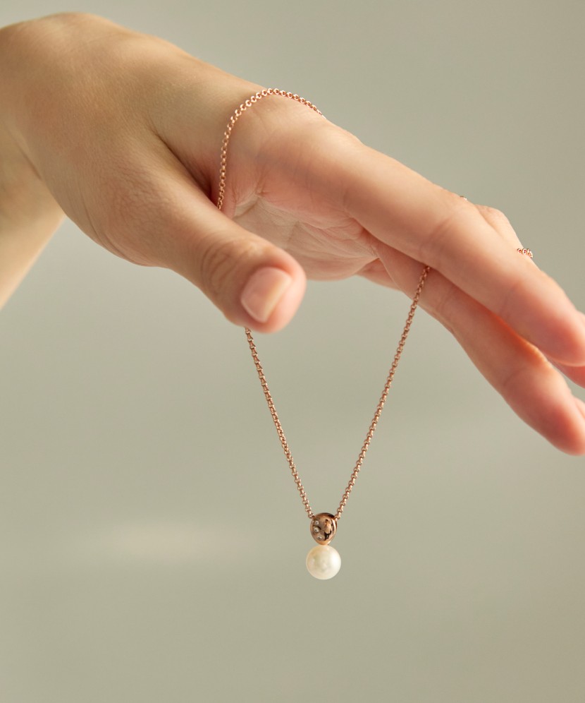 Kullatud hõbedane ripats pärli ja tsirkooniaga