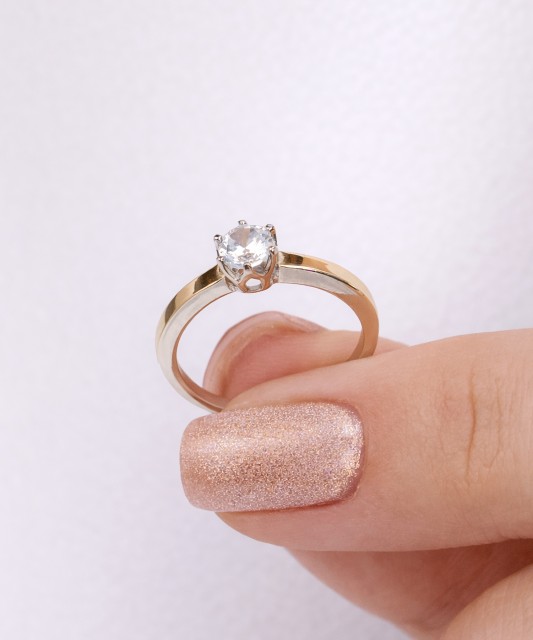 Hõbesõrmus kullatud tsirkoonidega