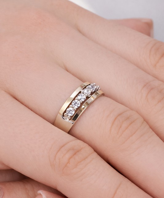 Hõbesõrmus kullatud tsirkoonidega