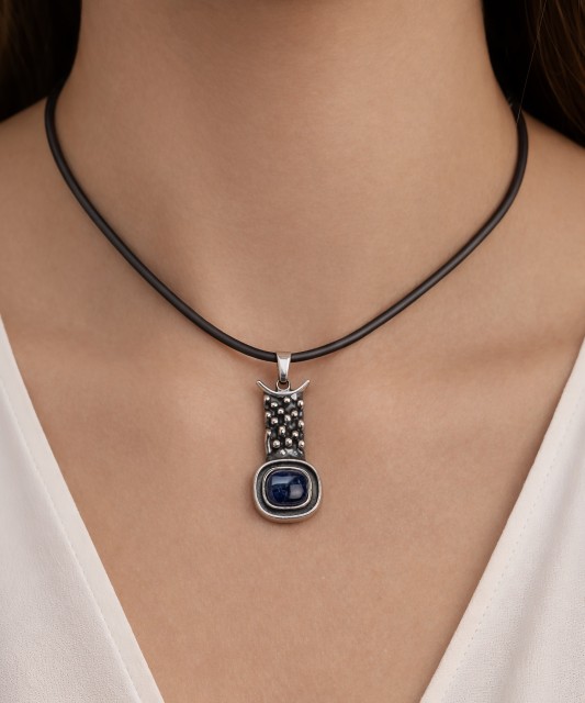 Hõberipats lasuriidiga