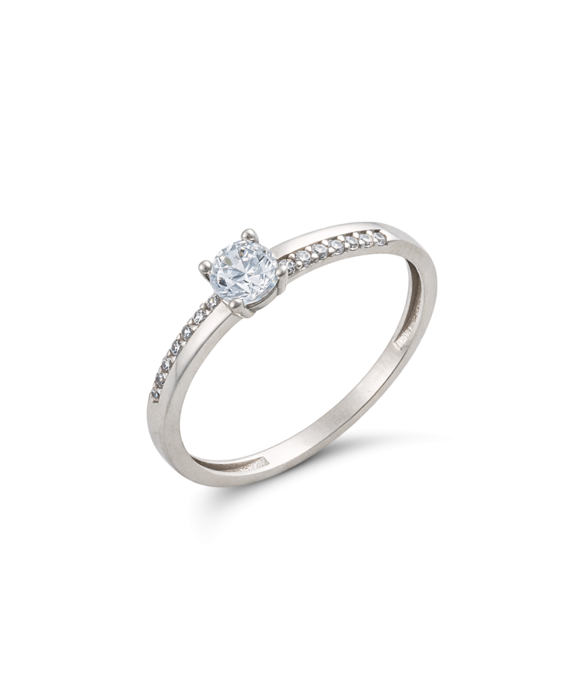 Valgest kullast sõrmus tsirkoonidega