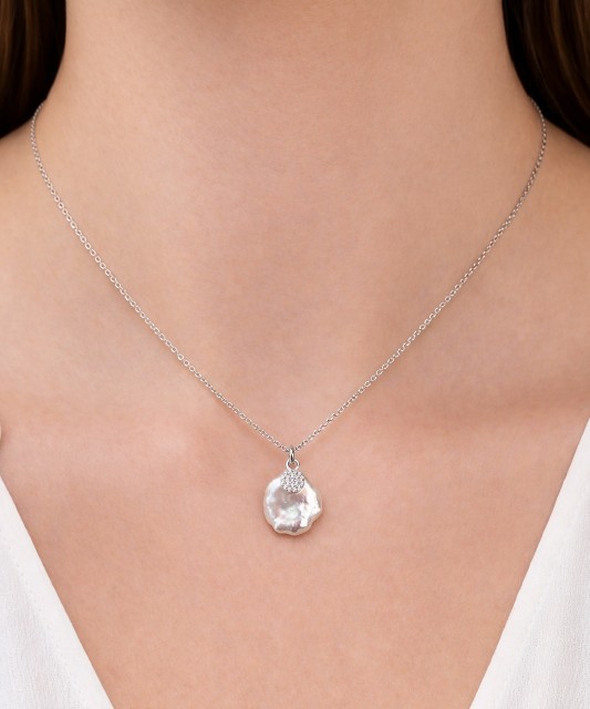 Hõbekett pärlist ripatsi ja tsirkoonidega