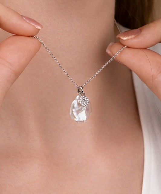 Hõbekett pärlist ripatsi ja tsirkoonidega