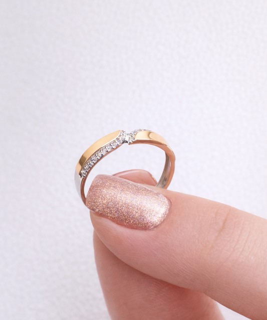 Hõbesõrmus kullatud tsirkoonidega