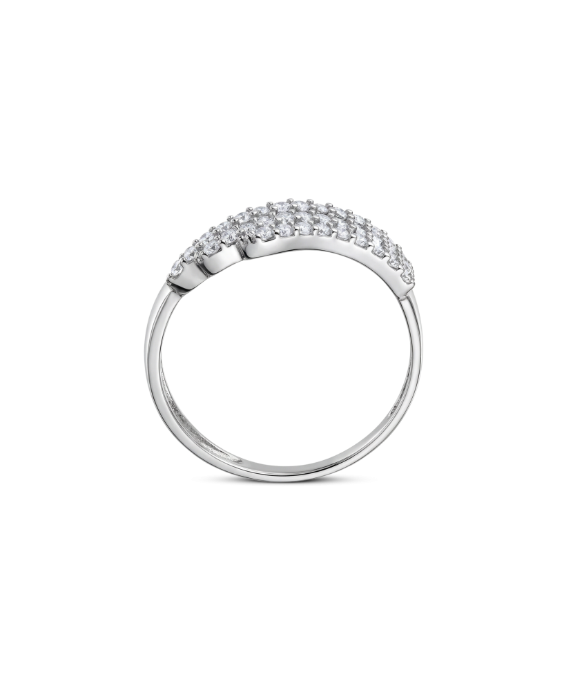 Valgest kullast sõrmus tsirkoonidega