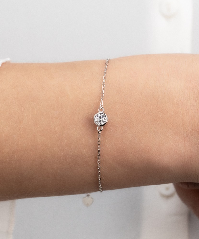 Серебряный браслет с цирконами