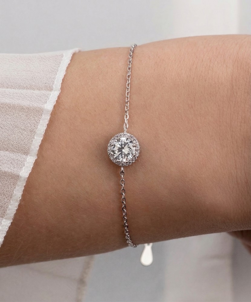 Серебряный браслет с цирконами