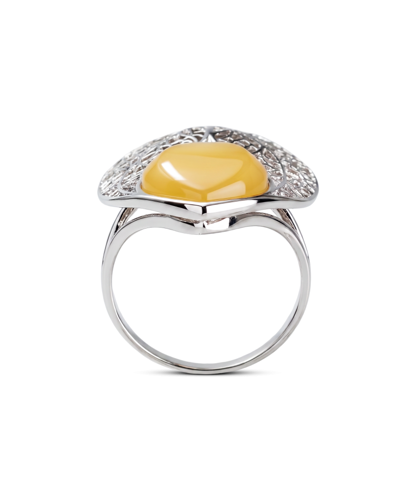 Hõbesõrmus merevaiguga