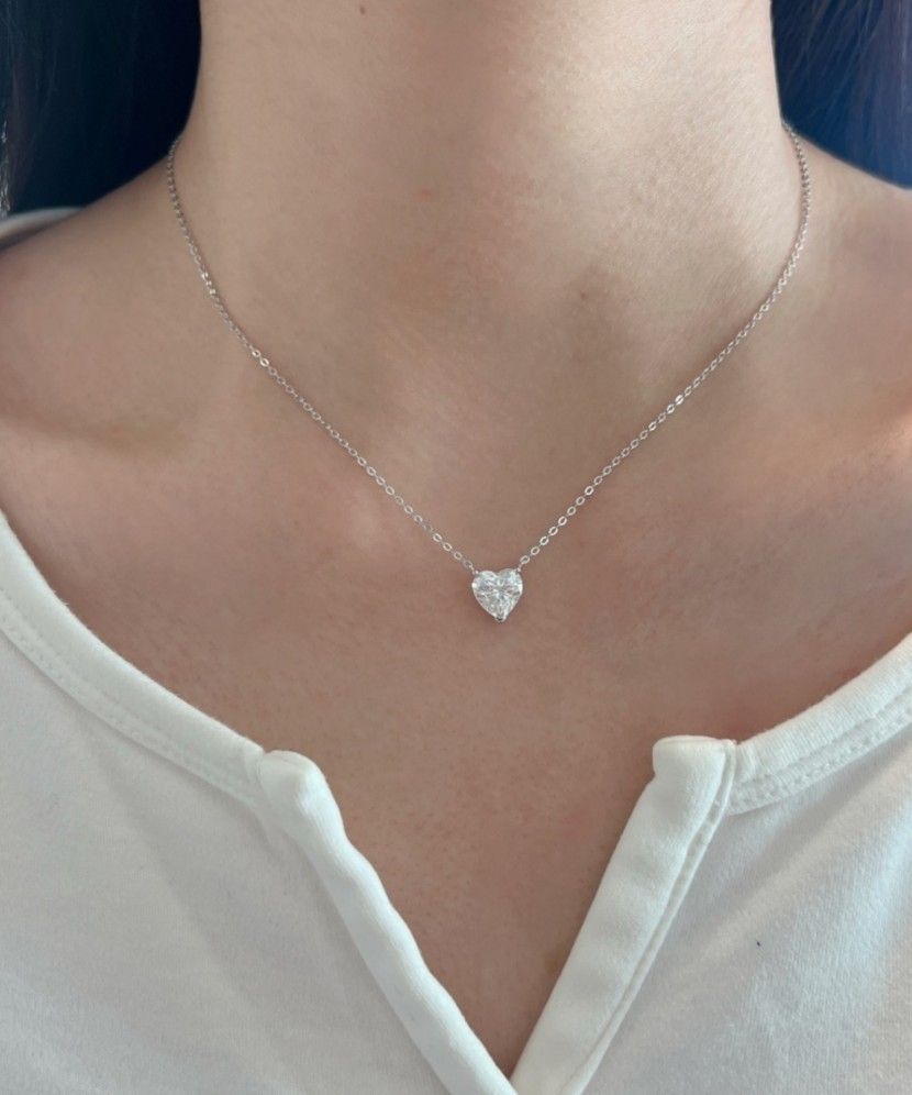 Серебряная цепочка с муассанитом