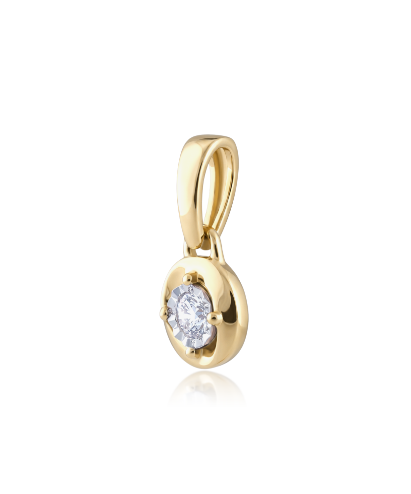 Кулон из желтого золота с бриллиантами
