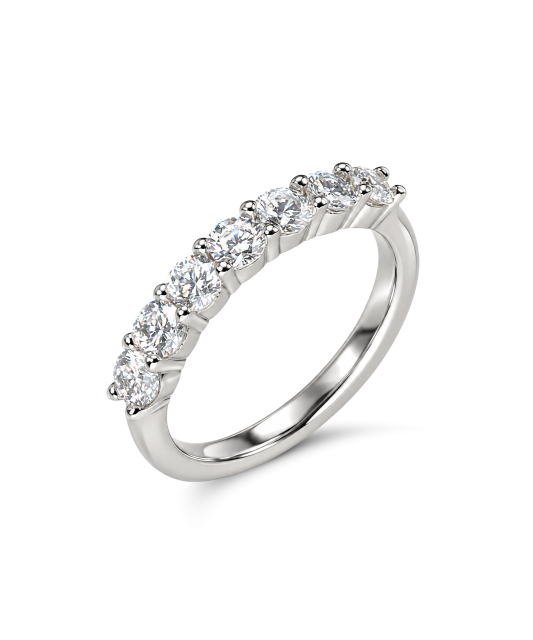 Серебряное кольцо с муассанитами 0.7ct