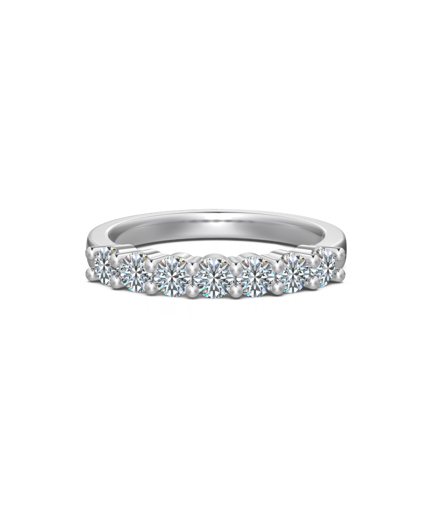 Hõbedast sõrmus moissaniitidega 0.7ct