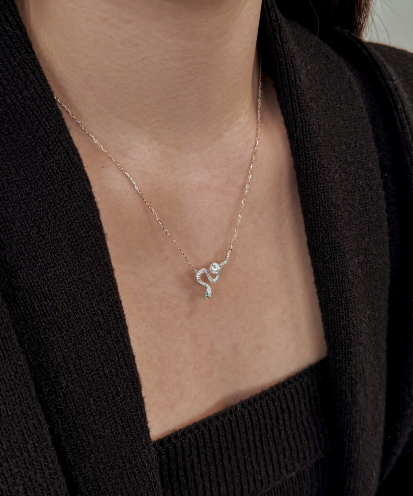 Hõbedane kett moissaniidist ripatsiga 0.5ct