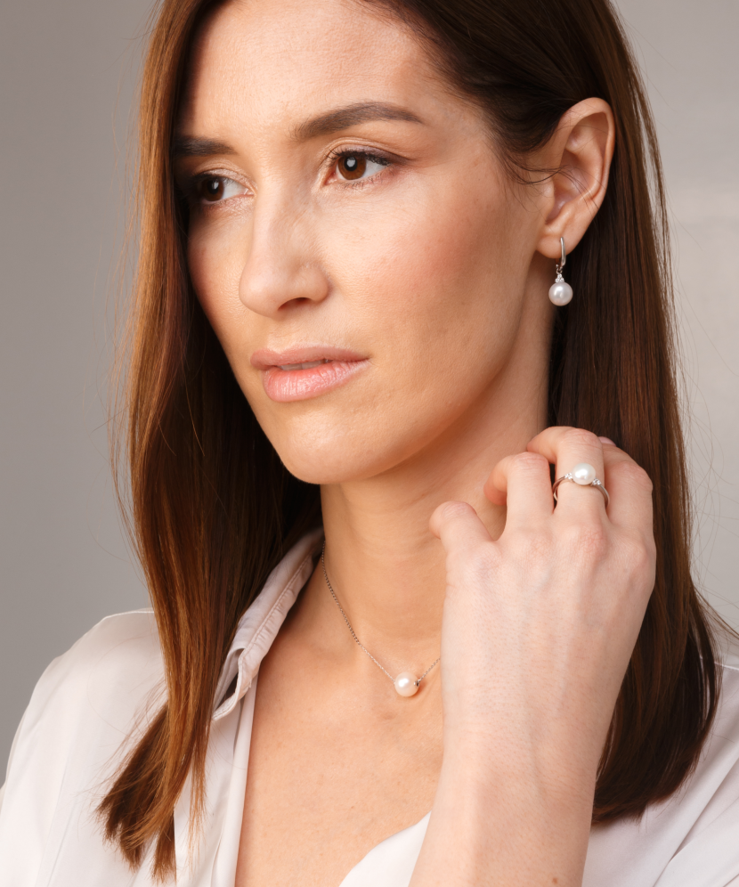 Hõbekett pärlist ripatsiga - Ripatsidega hõbeketid - Goldinga