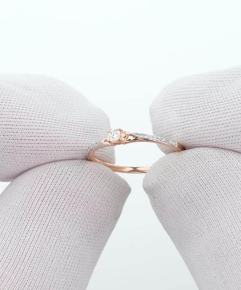 Золотое кольцо с алмазами