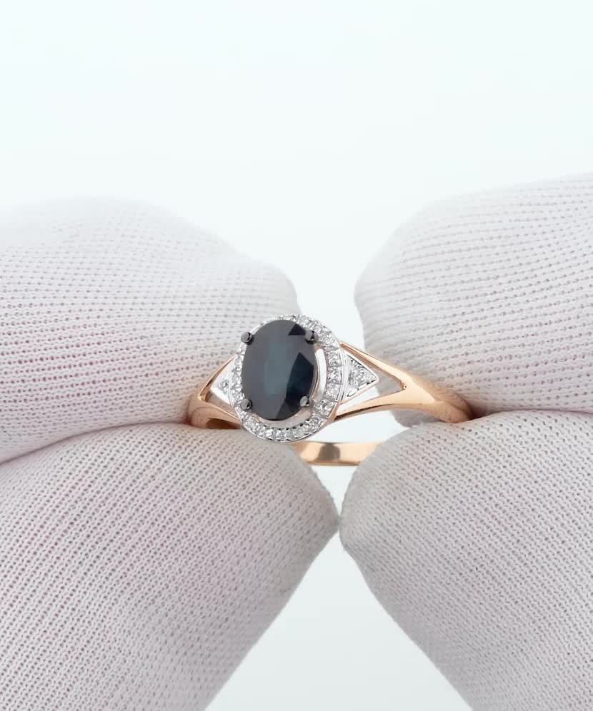 Золотое кольцо с сапфиром и алмазами