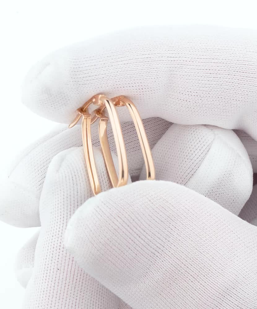 Золотые серьги