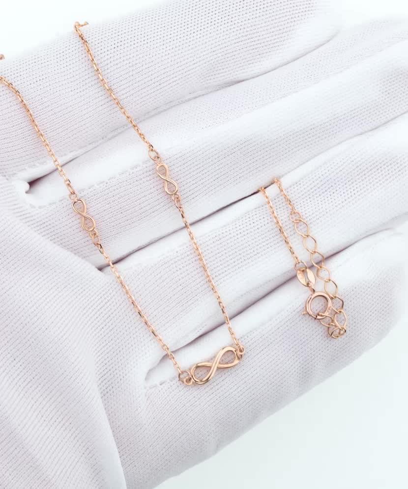 Kuldkett "lõpmatus"