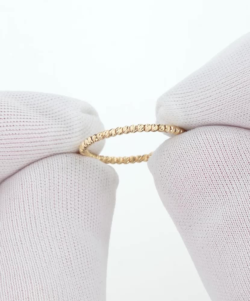 Кольцо из желтого золота