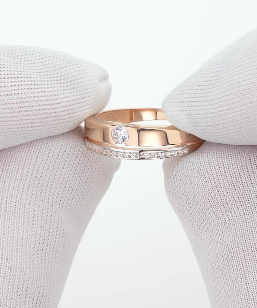 Kuldsõrmus tsirkoonidega