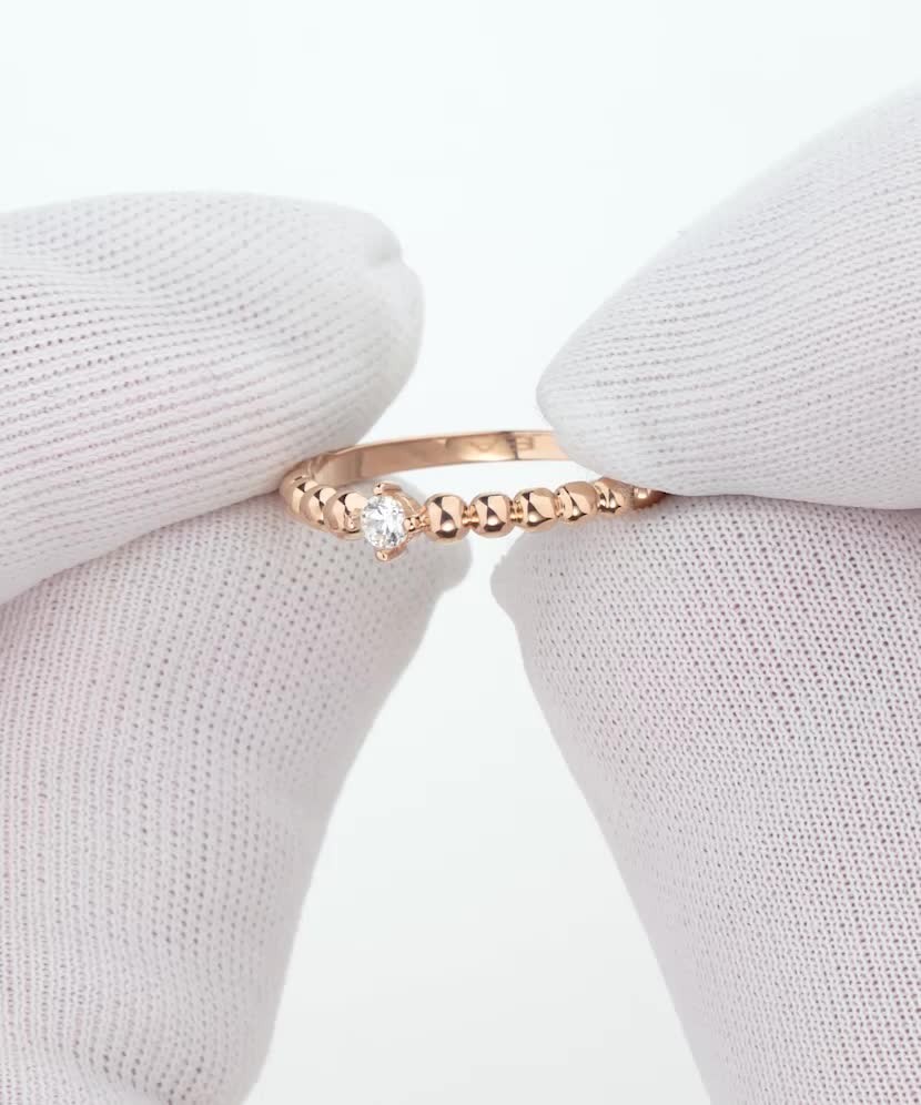 Золотое кольцо с цирконом