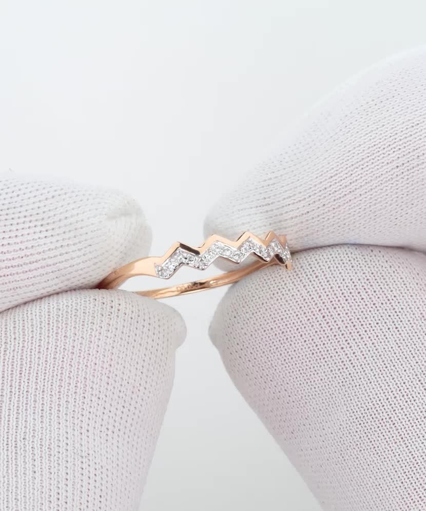 Золотое кольцо с алмазами