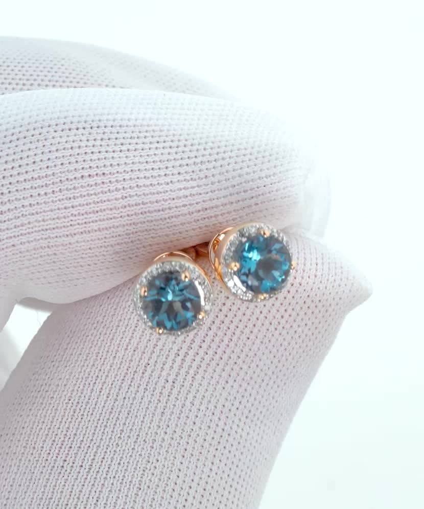 Kuldkõrvarõngad teemantidega ja topaasidega