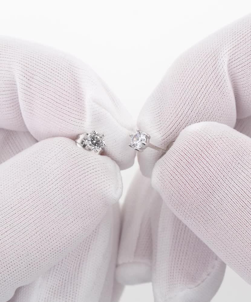 Серьги из белого золота с цирконами