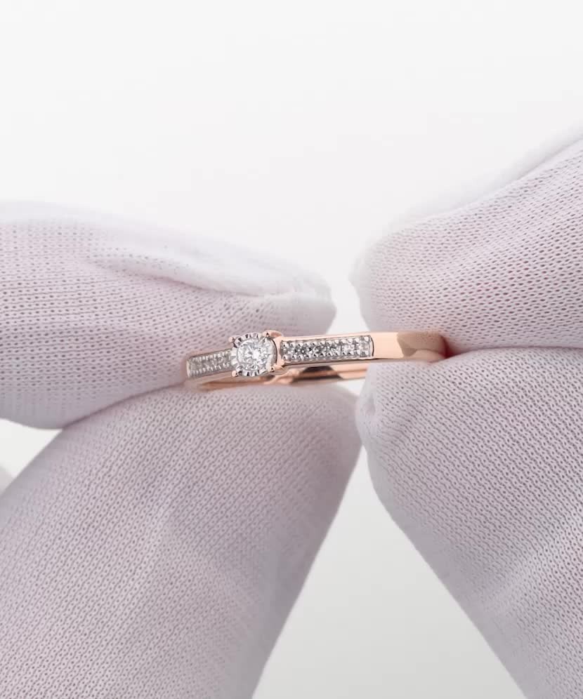 Золотое кольцо с алмазами