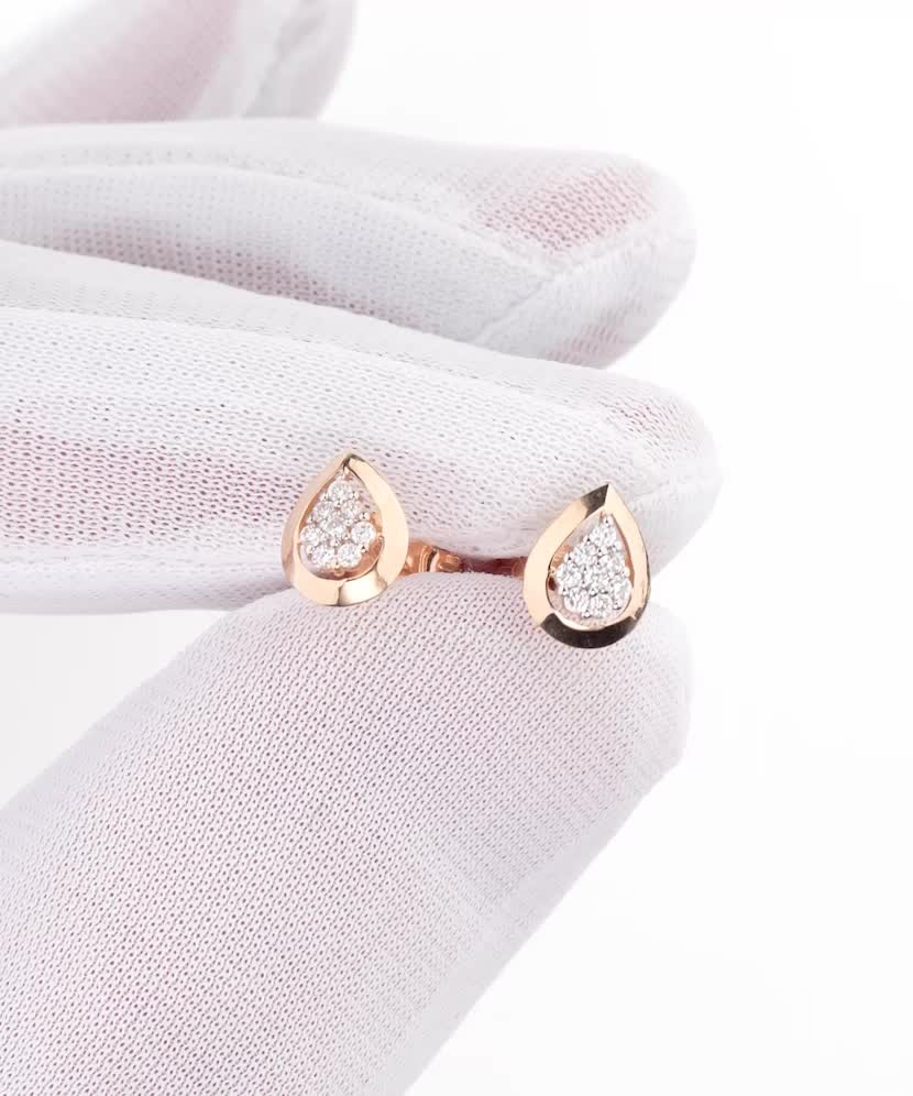 Золотые серьги с алмазами