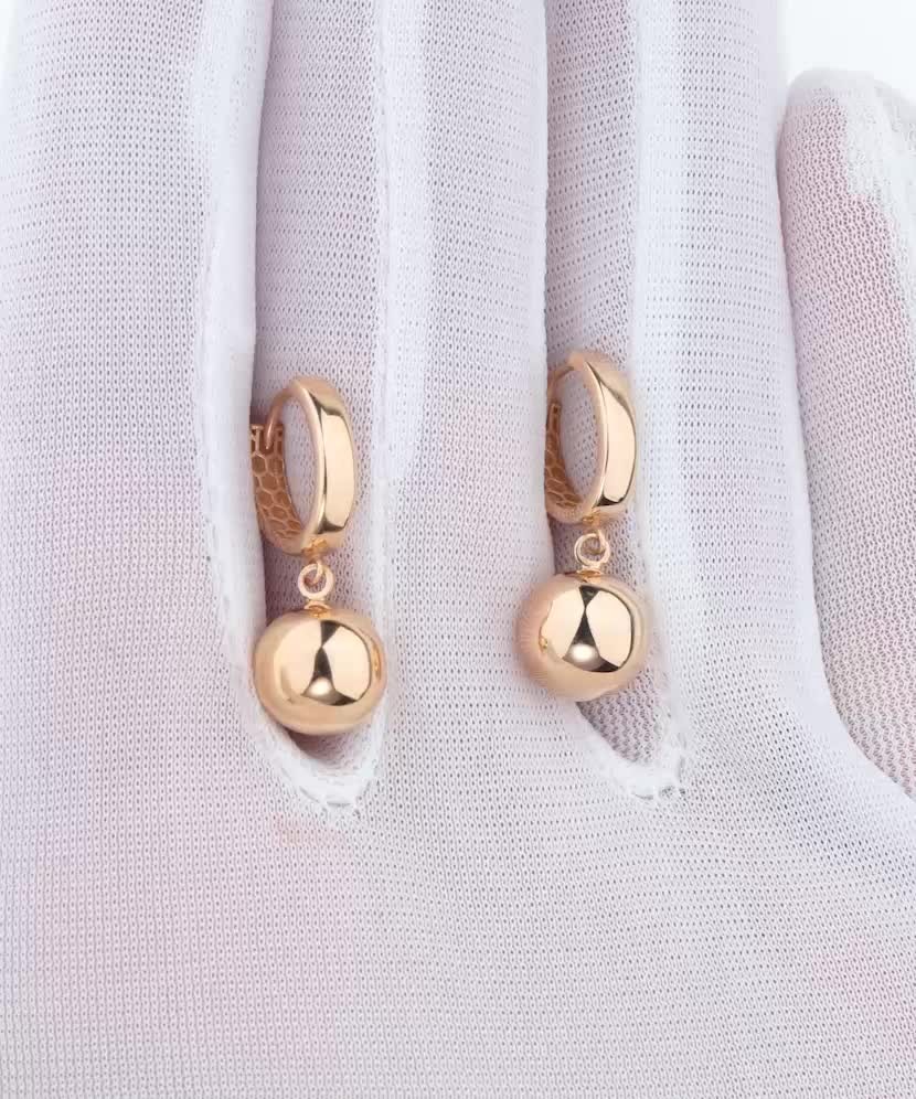 Золотые серьги