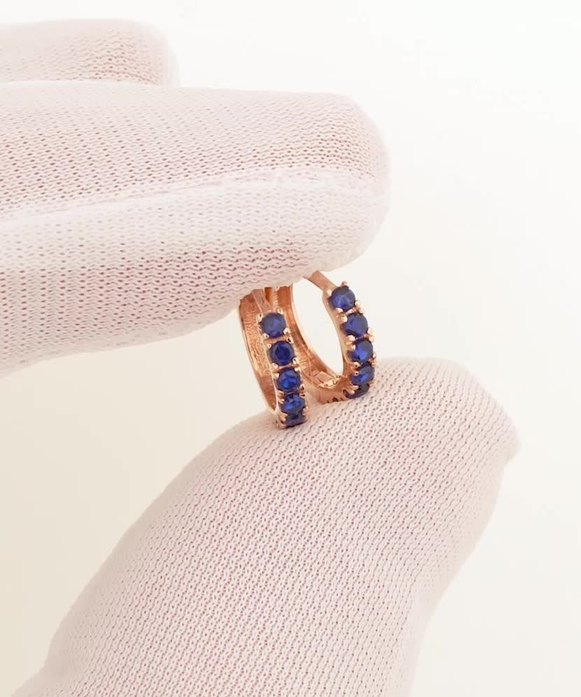 Laste kuldkõrvarõngad tsirkoonidega