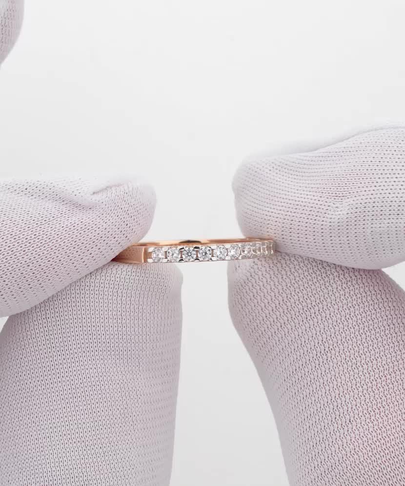 Золотое кольцо с цирконами